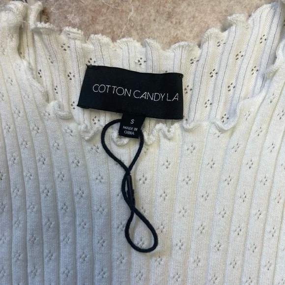 Cotton Candy LA Juniors Cropped Sweater. - Picture 3 of 8